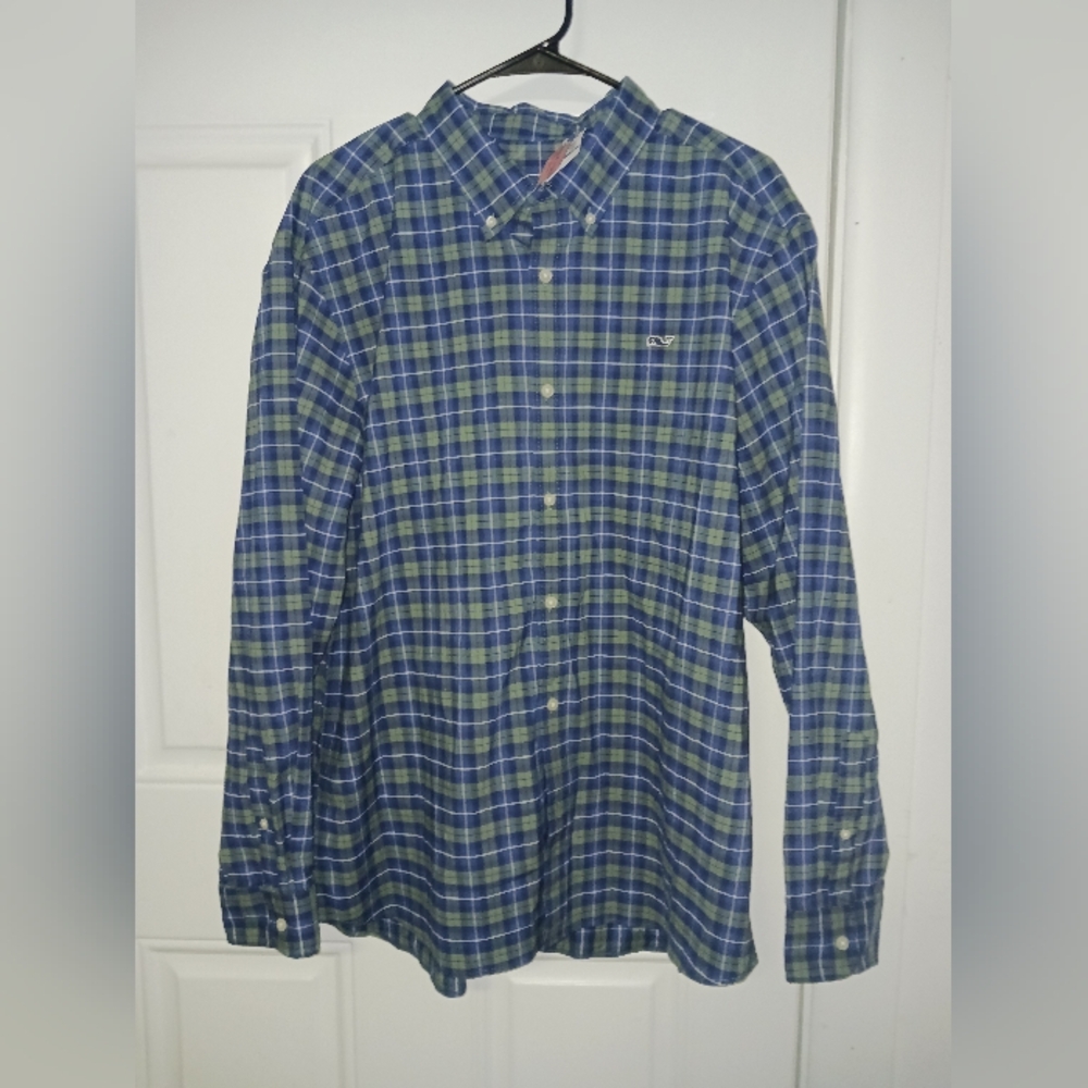 Vinyard Vines Performace Classic Fit Whale Shirt Size  XL